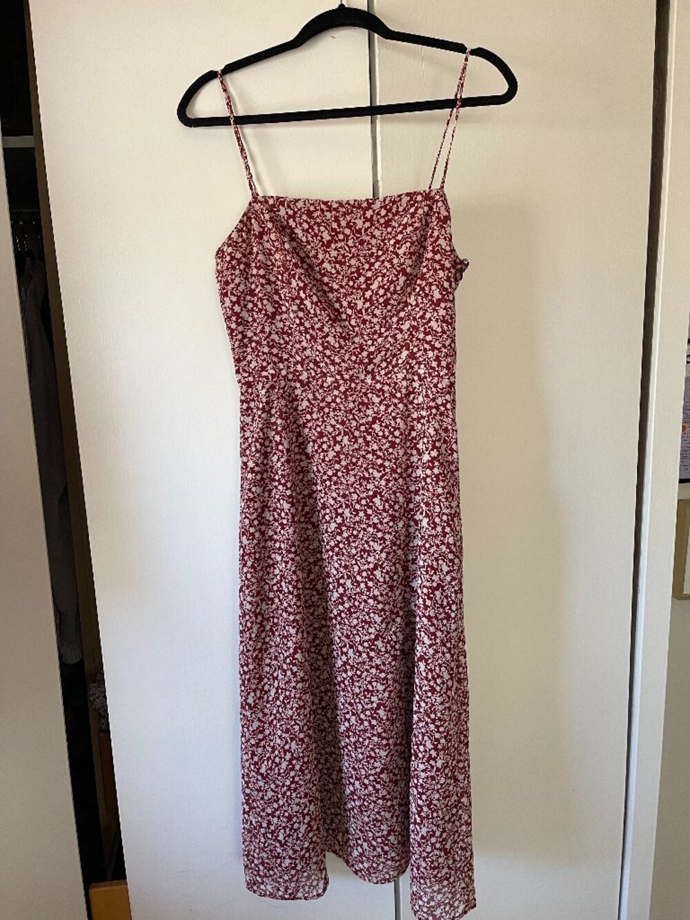 Wendy Spaghetti Strap Midi Dress Size S